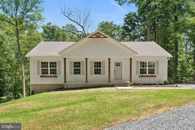 12121 Albano Rd, Barboursville