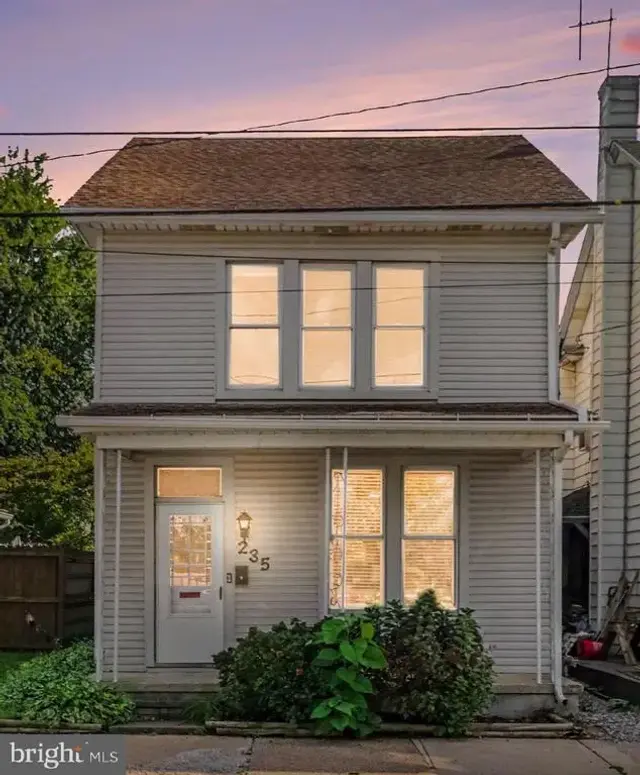 235 W 2nd St, Hummelstown