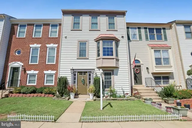 7424 Emerald Dr, Manassas