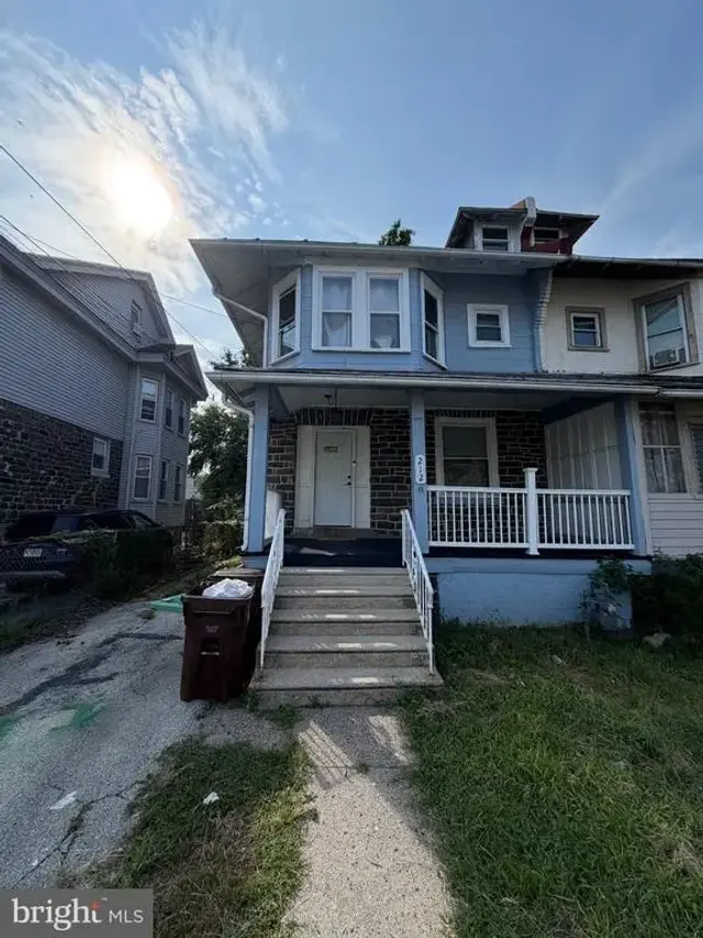 212 N Maple Ave, Lansdowne