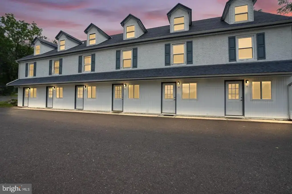 806 W Main St ##4, COLLEGEVILLE
