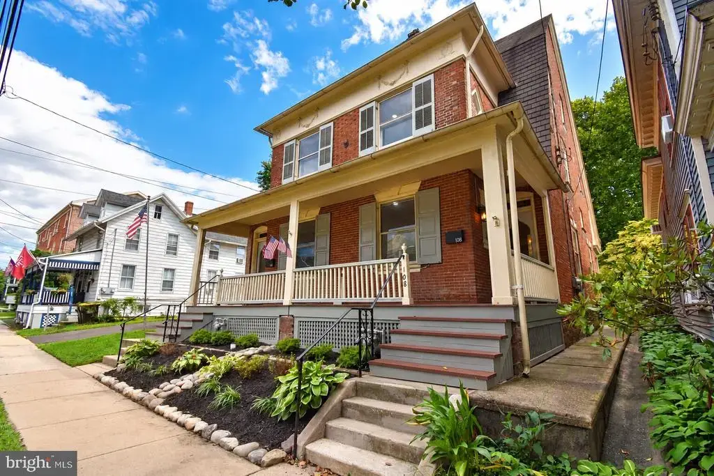 108 E Washington Ave, NEWTOWN