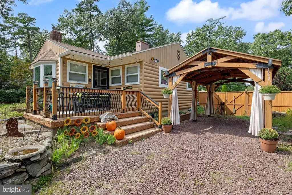 30 Lenape Trl, MEDFORD LAKES