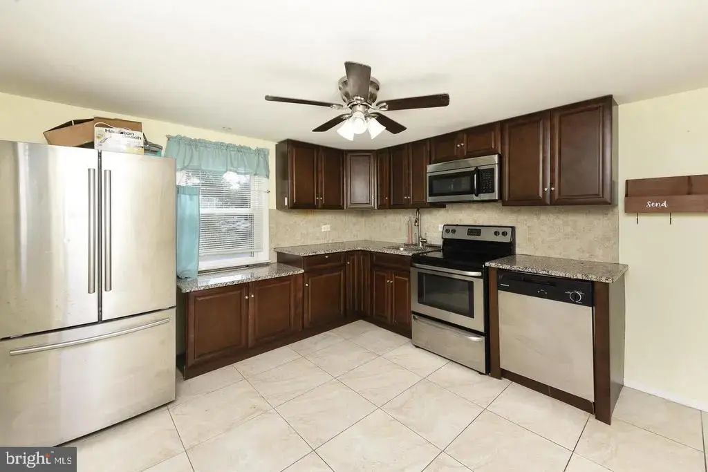 541 Highland Ave, FEASTERVILLE TREVOSE