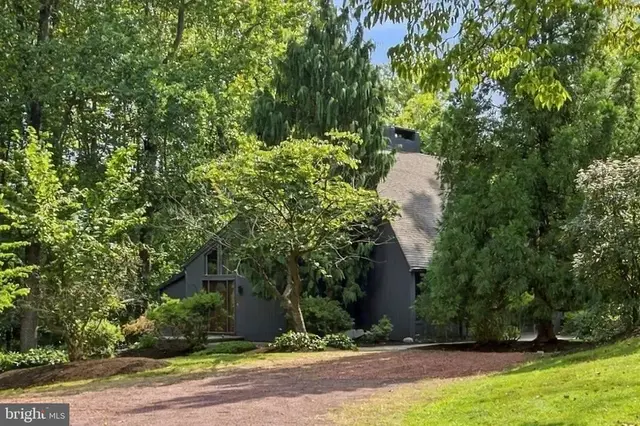 5939 Honey Hollow Rd, Doylestown