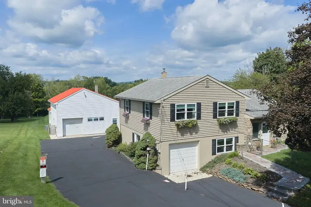 7078 Easton Rd, PIPERSVILLE