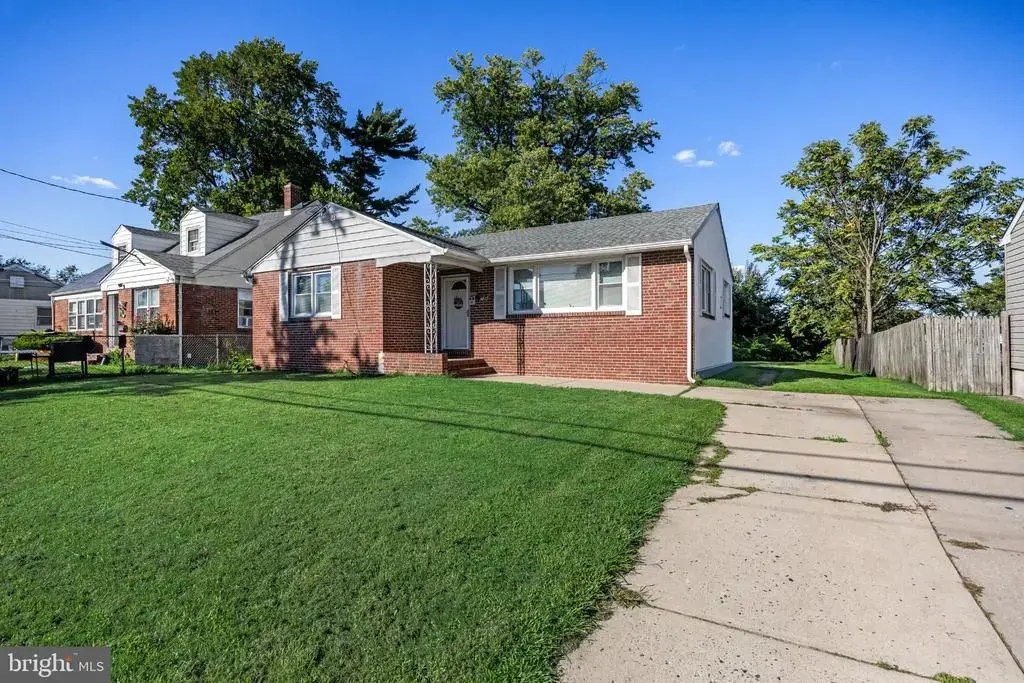 3815 Royal Ave, PENNSAUKEN