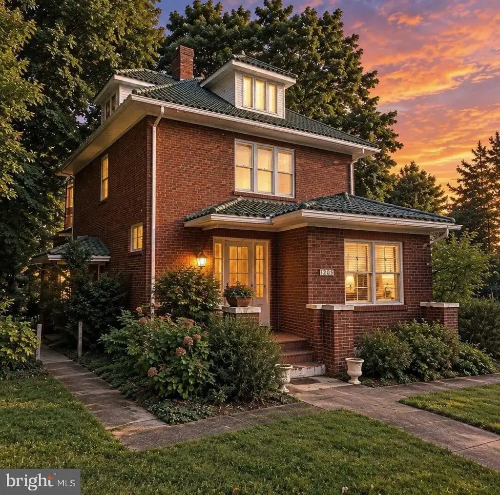 1201 S Main St, MOUNT AIRY