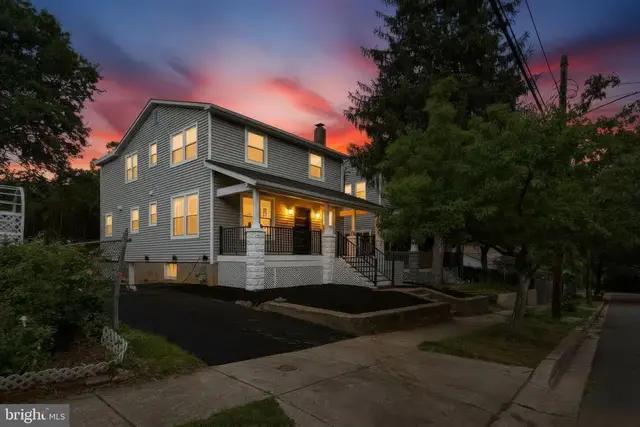 6312 47th Ave, Riverdale
