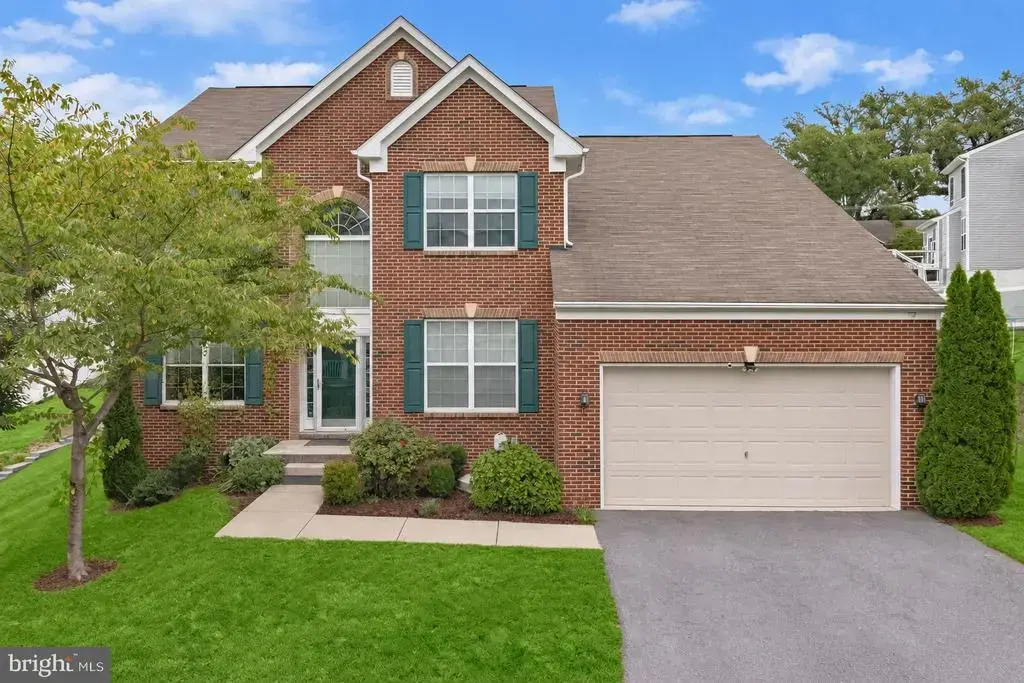 6110 Phelps Ln, HANOVER