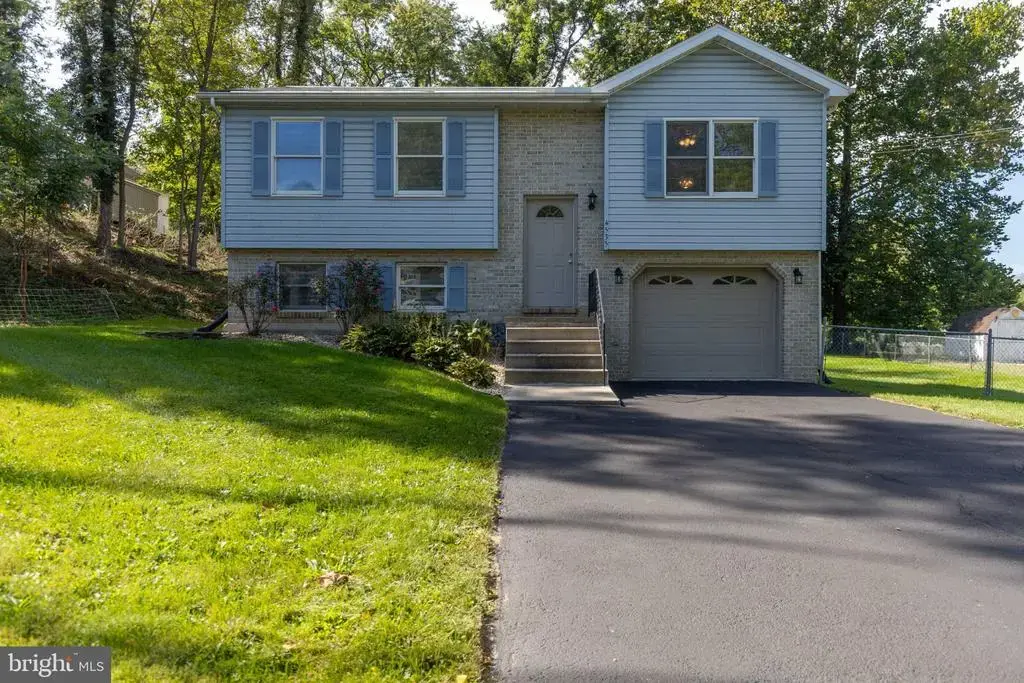 4535 Scotland Main St, CHAMBERSBURG