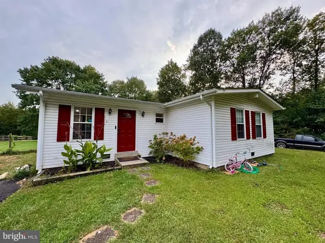 24712 Etchison Dr, Gaithersburg