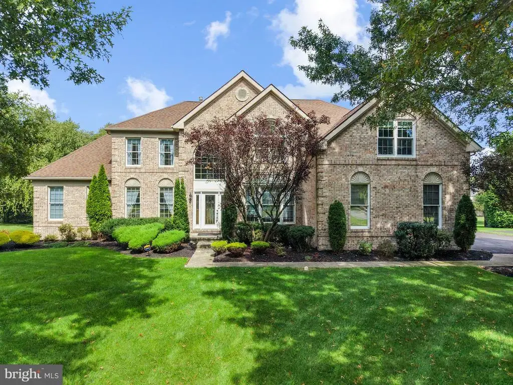 104 Addis Dr, SOUTHAMPTON