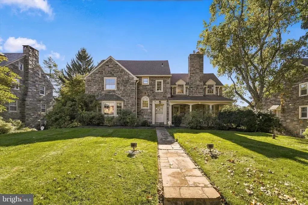 316 Winding Way #, MERION STATION