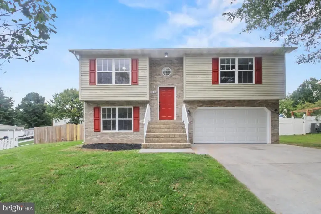 1208 Devin Ct, FRONT ROYAL