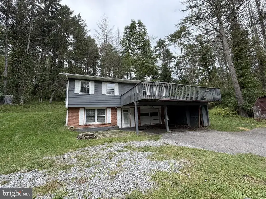 8475 Ridgeview Rd, HUNTINGDON