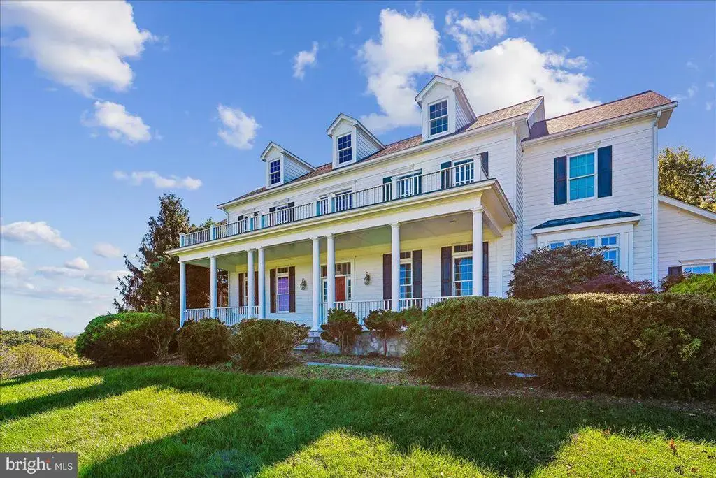 18077 Clendenning Cir, ROUND HILL