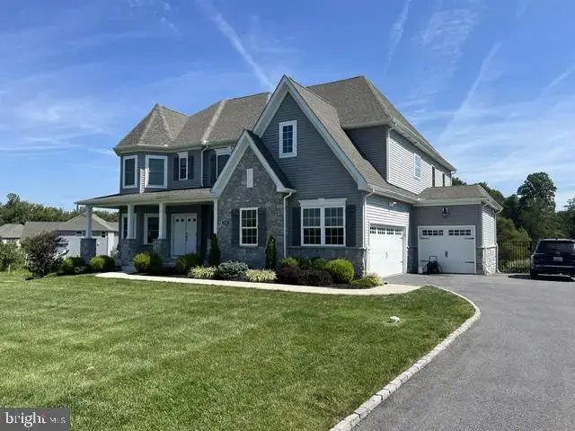 1916 Davis Branch Rd, Woodstock