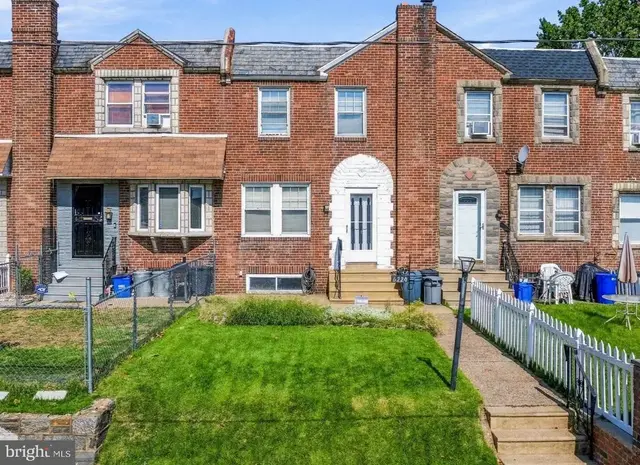 6224 Tackawanna St, Philadelphia