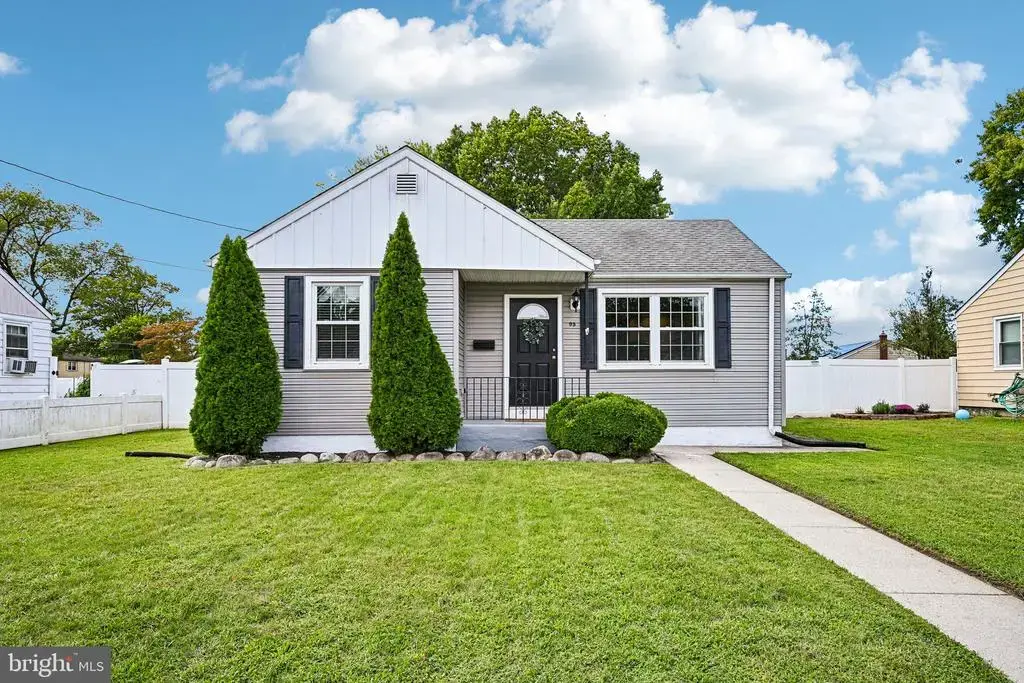 95 Shepherd Rd, CHERRY HILL