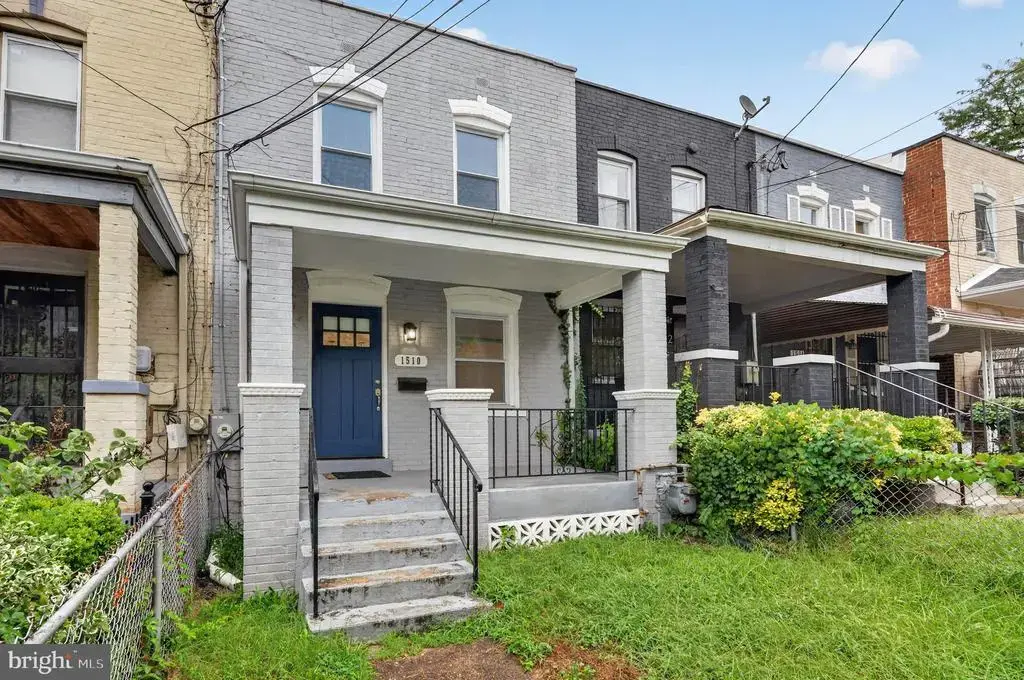 1510 Howard Rd Se, WASHINGTON