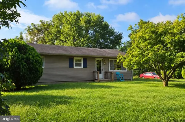 18160 Johnson Rd, Lincoln