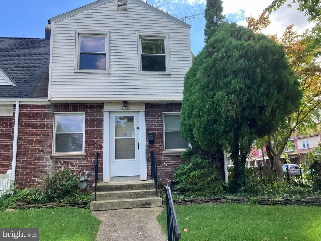 1100 E Jackson St, YORK