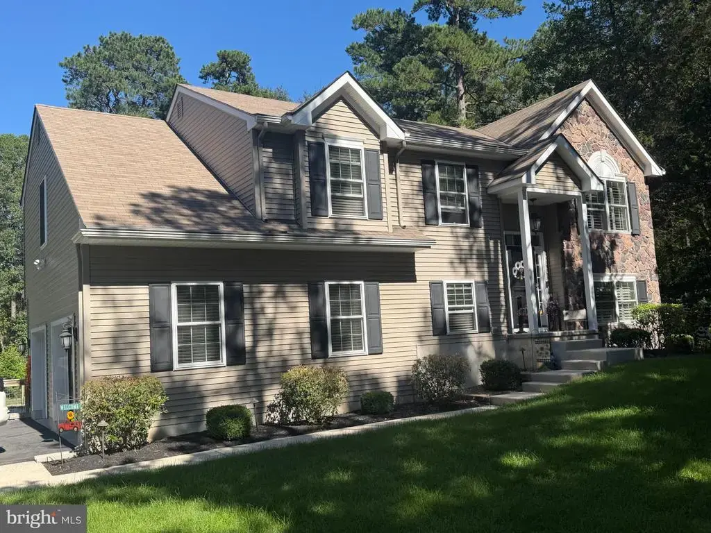 5 Paoli Ave, MEDFORD