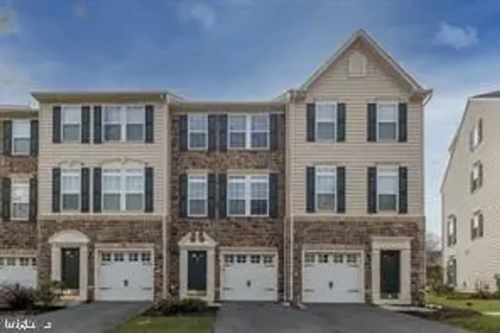 1644 Oakridge Ln, HELLERTOWN