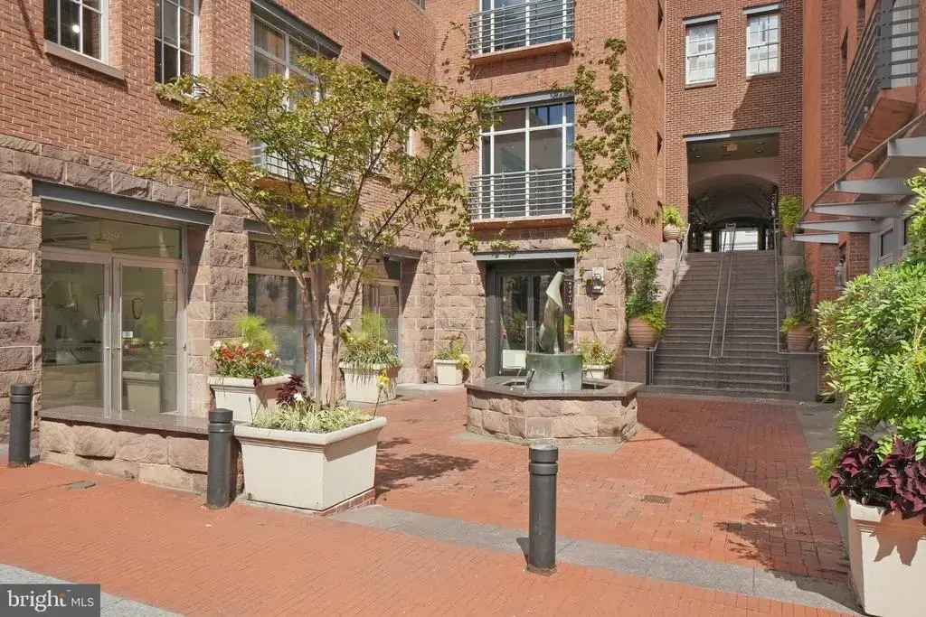 3336 Cadys Alley Nw #201, WASHINGTON