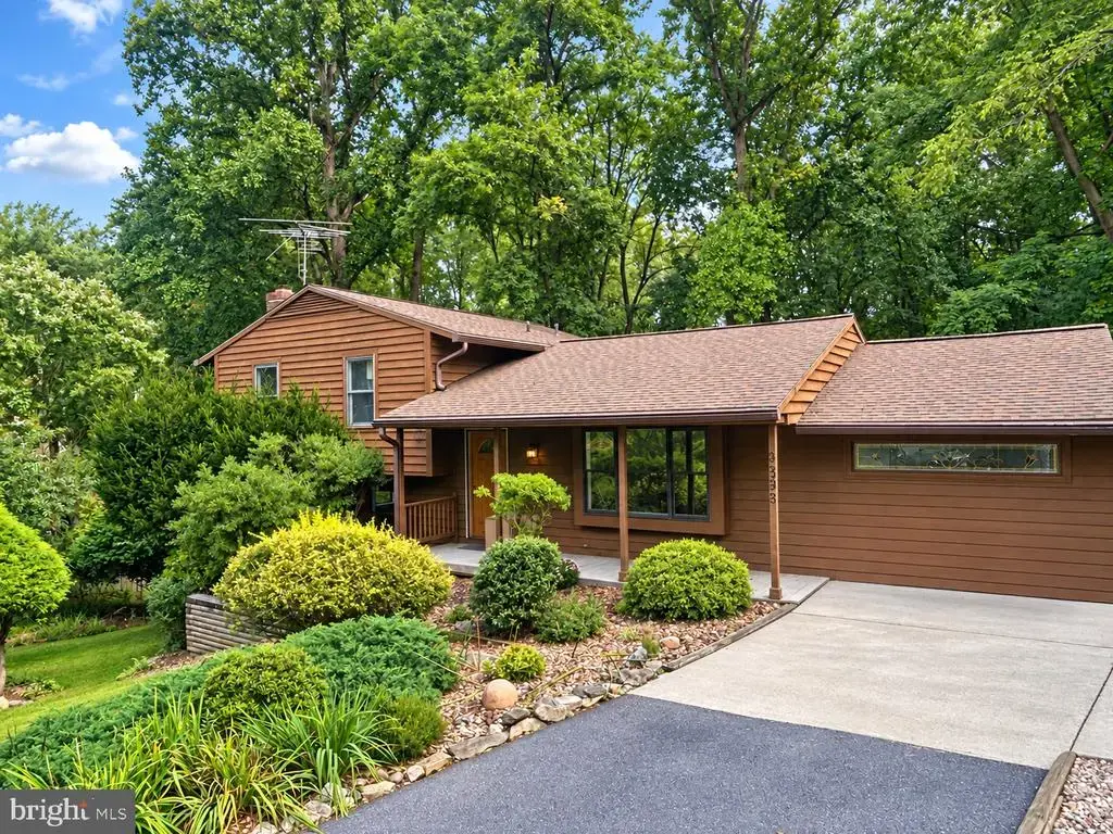 9895 Foxhill Ct, ELLICOTT CITY