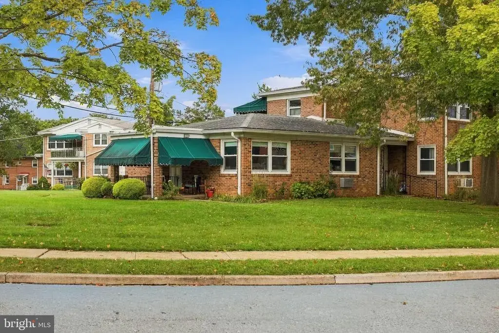 111 Gretchen Dr, READING