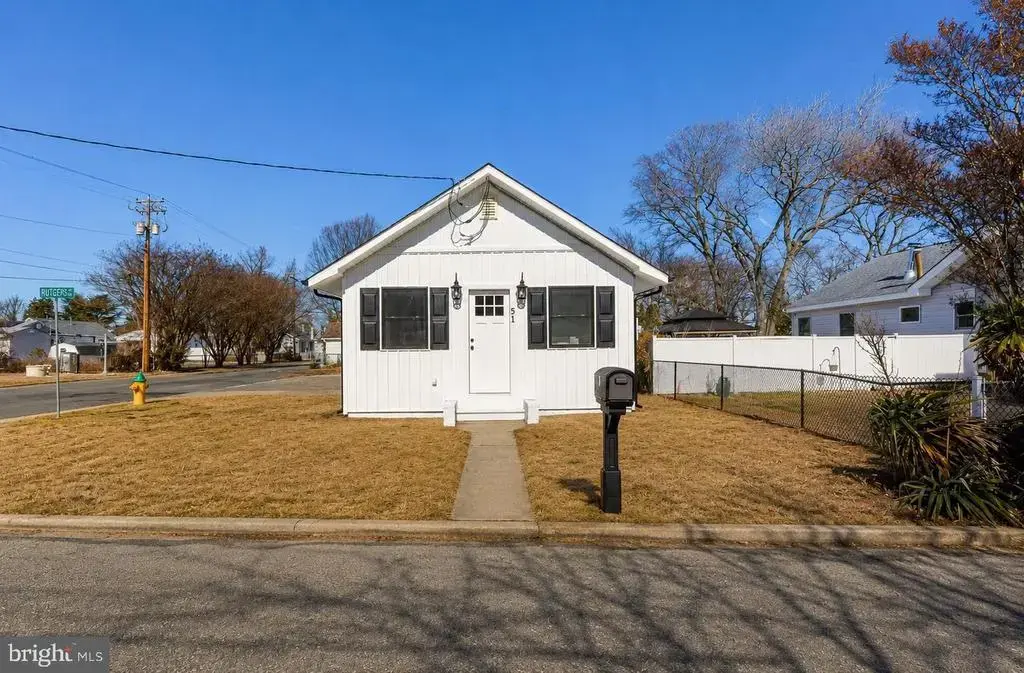 51 W New York Ave, VILLAS