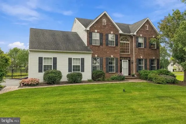 126 Crescent Dr, Chalfont
