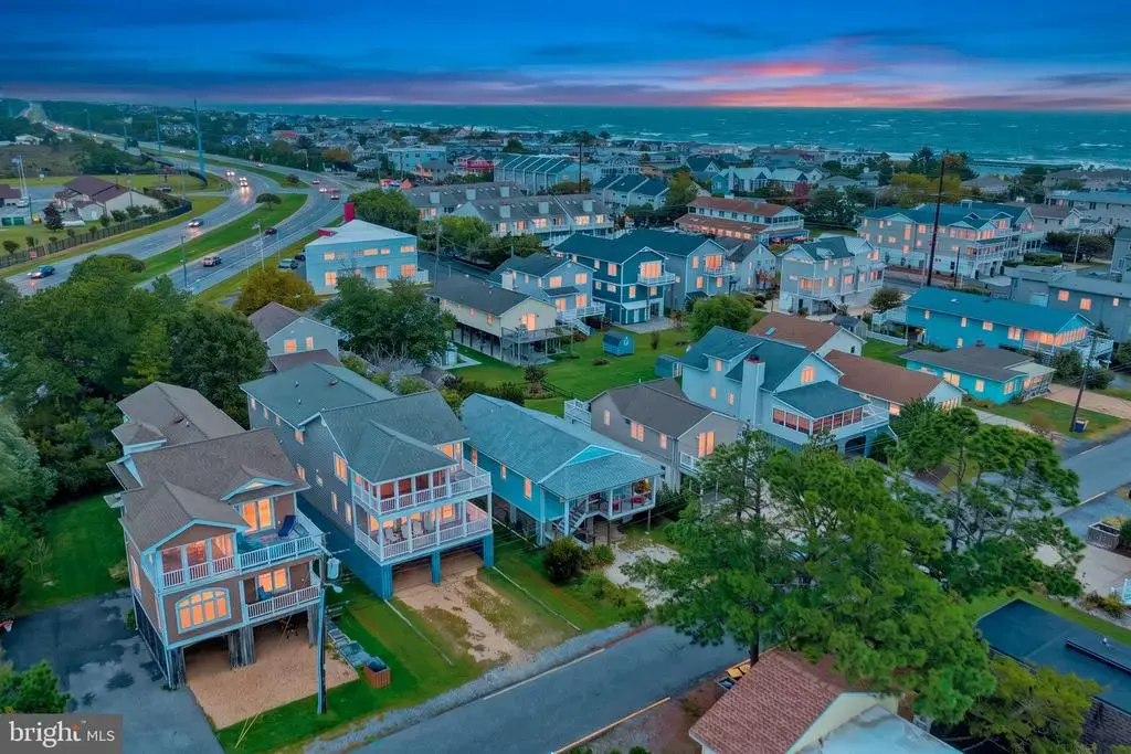 215 4th St, BETHANY BEACH