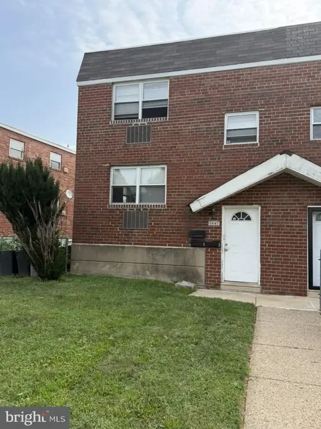 9447 Lansford St, PHILADELPHIA