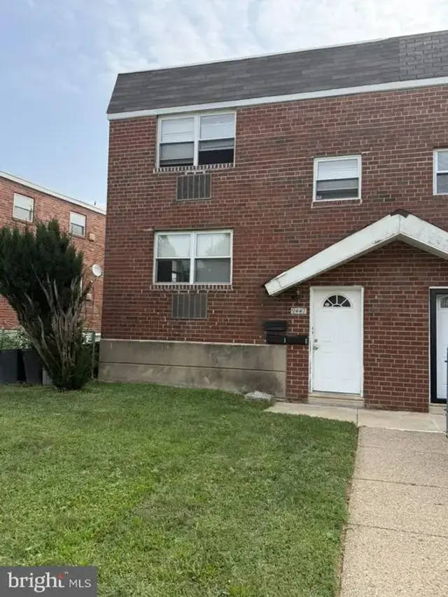 9447 Lansford St, Philadelphia