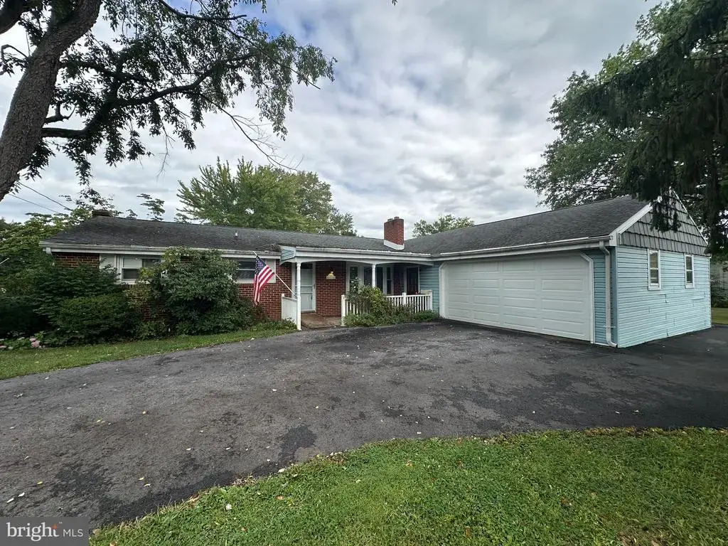 923 Wertzville Rd, ENOLA