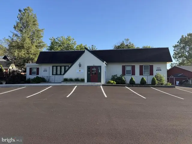 140 E Butler Ave #1, Chalfont