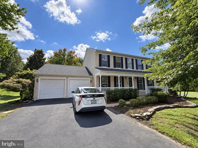 6503 Susan Barkley Ct, Alexandria