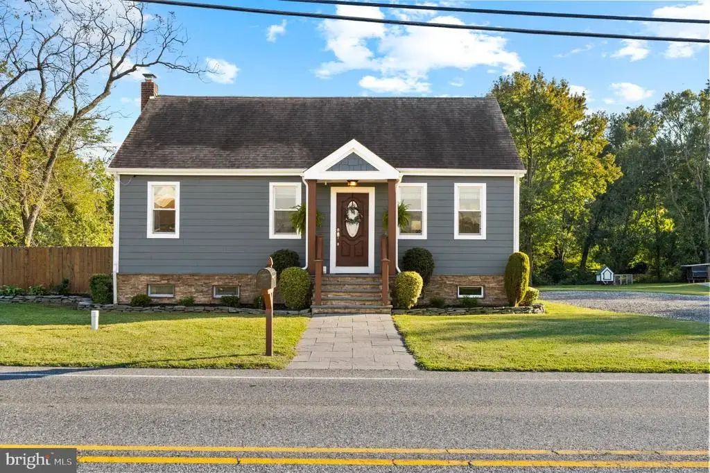 1077 Almond Rd, PITTSGROVE