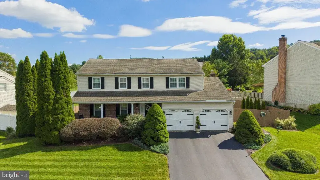 3104 Daniel Dr, SINKING SPRING