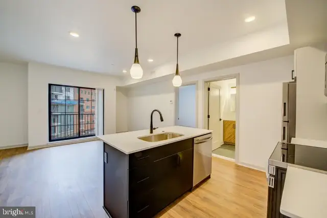 5001 Umbria St #p205, Philadelphia