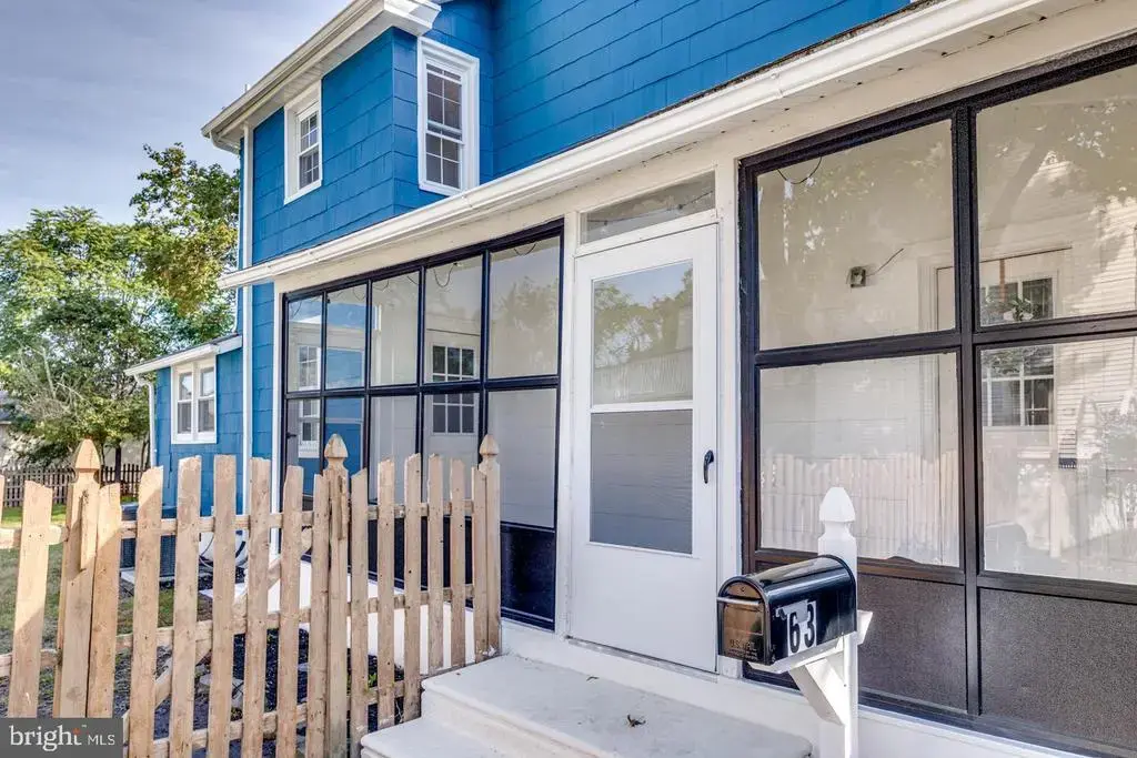 63 Branch St, MEDFORD