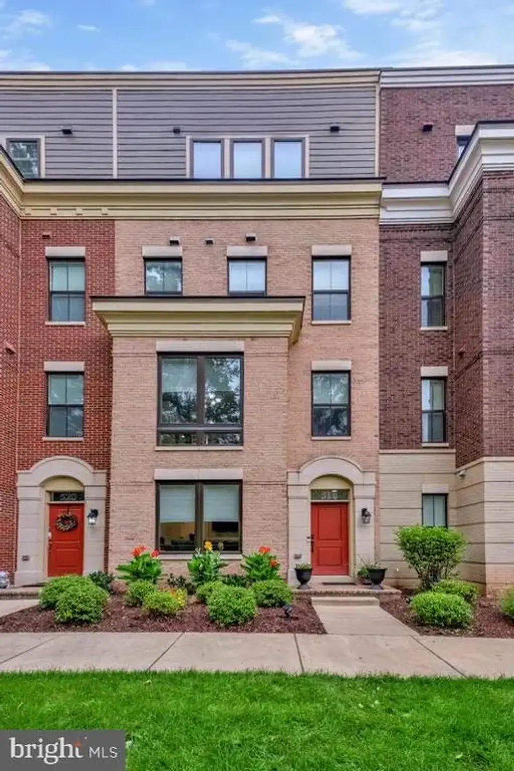 518 Harborview Dr, OXON HILL