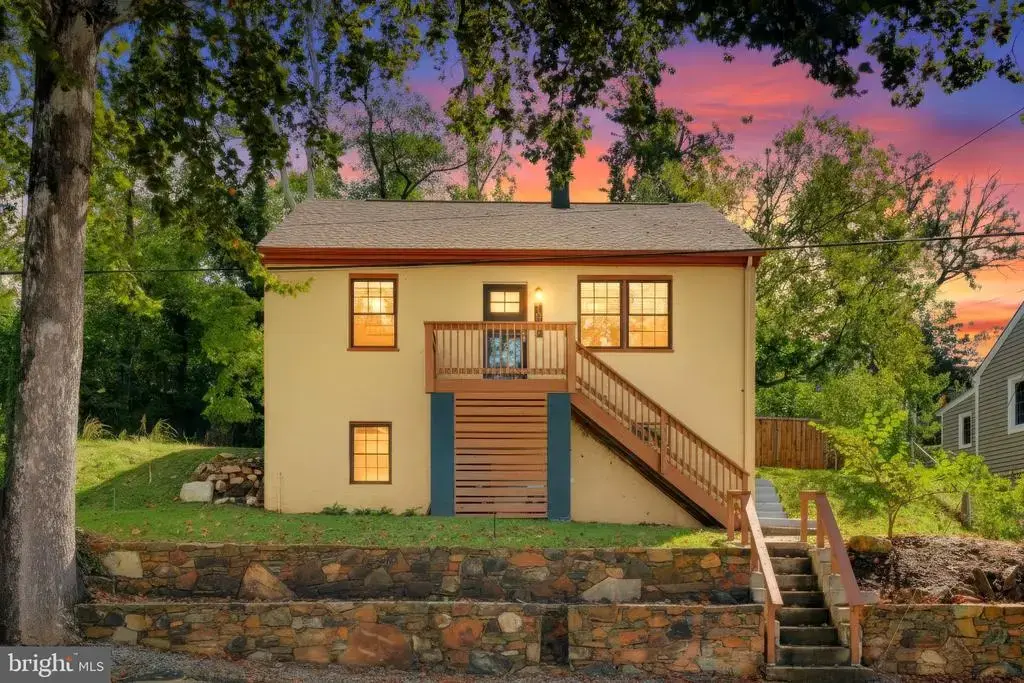 1002 2nd St Se, CHARLOTTESVILLE