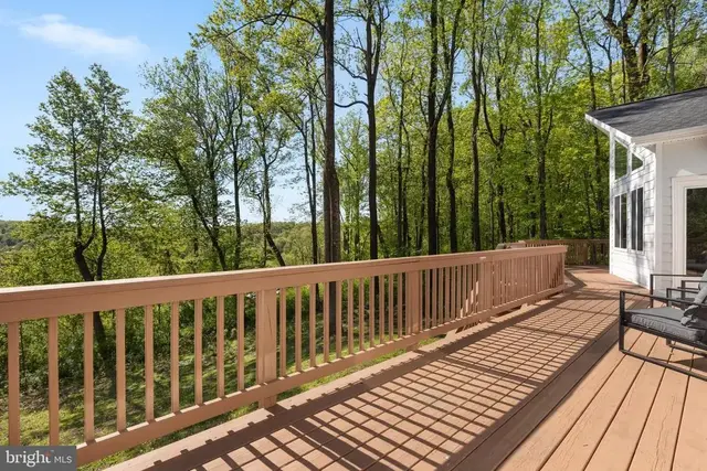 2668 High Top Rd, Linden
