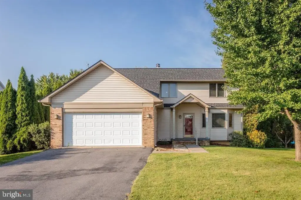 821 Honeysuckle Ln, HARRISONBURG