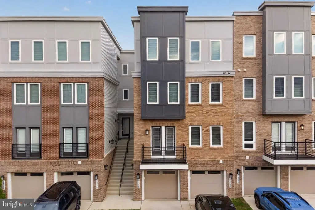 1364 Rail Stop Dr, WOODBRIDGE