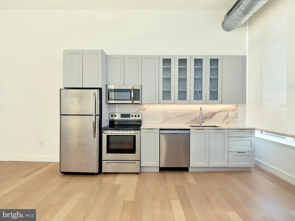 900 N 9th St #3 Br B, PHILADELPHIA